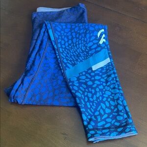 WITH-Peloton wild kite high waisted blue leopard ombré leggings, size med.
